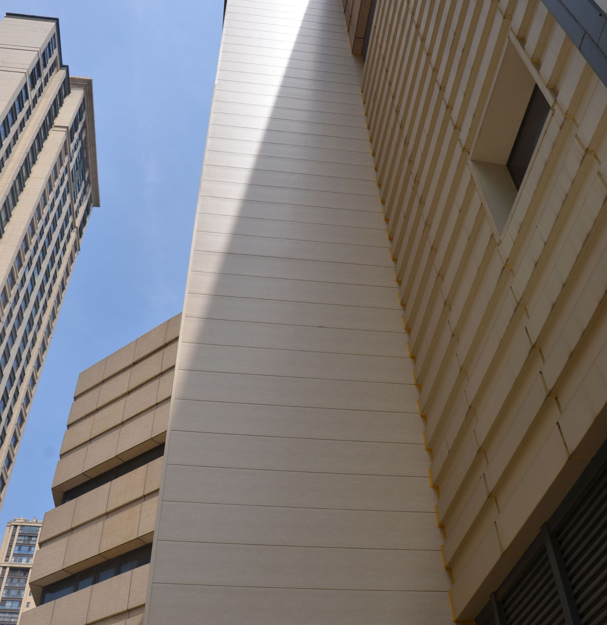 电梯加建领域